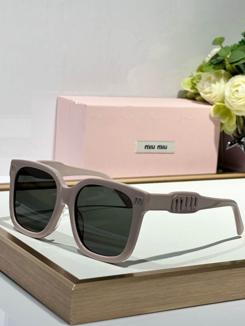 MIU MIU